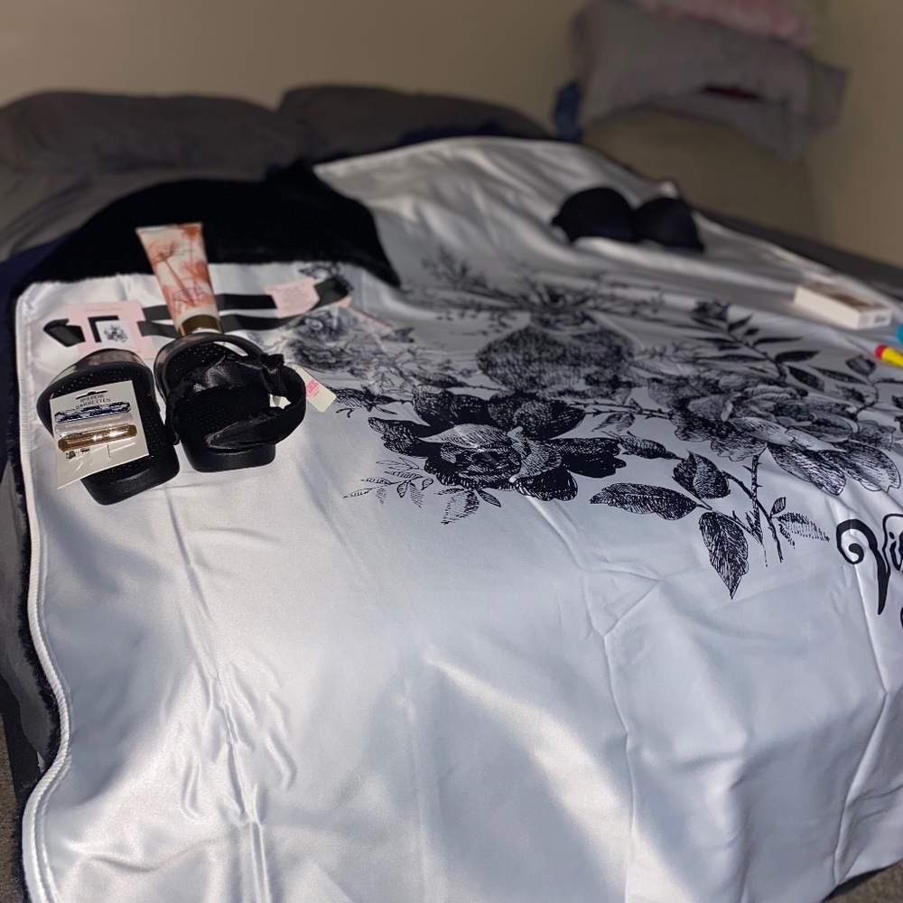 Victoria secret BUNDLE